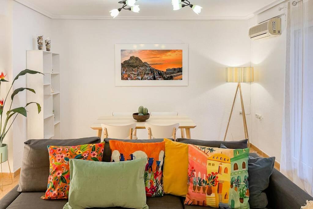 אליקאנטה Coqueto Y Amplio Apartamento A 15 Min De La Playa מראה חיצוני תמונה