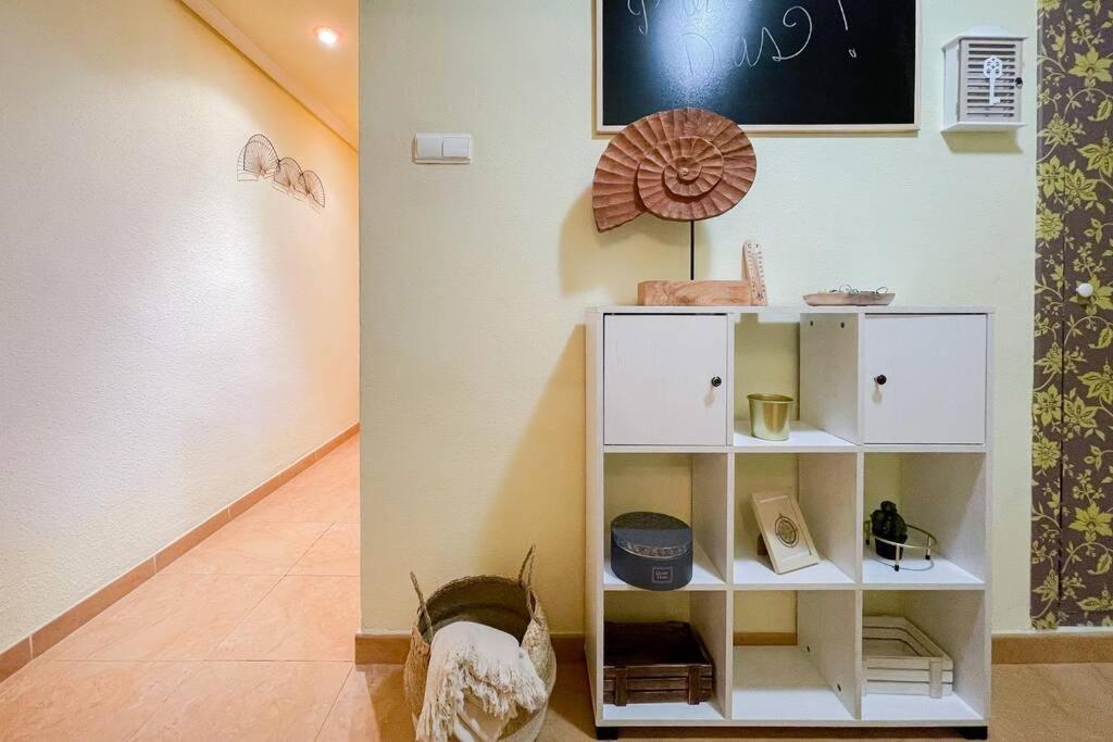 אליקאנטה Coqueto Y Amplio Apartamento A 15 Min De La Playa מראה חיצוני תמונה